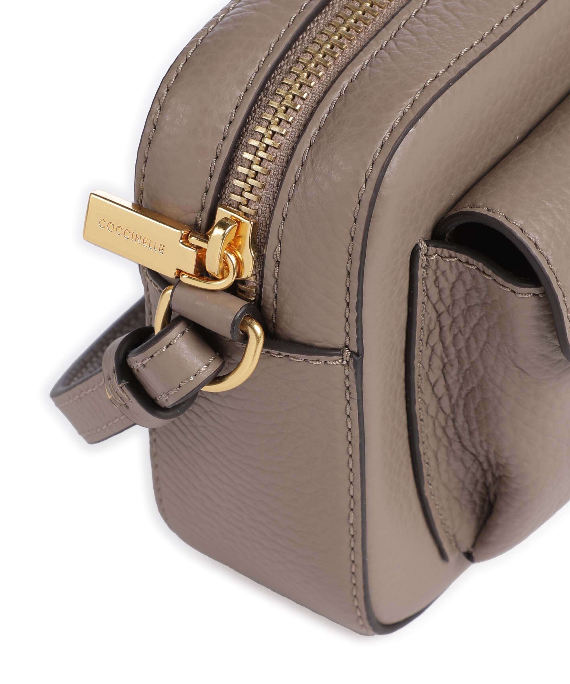 Coccinelle Beat Soft Sac bandoulière warm taupe - Image 4