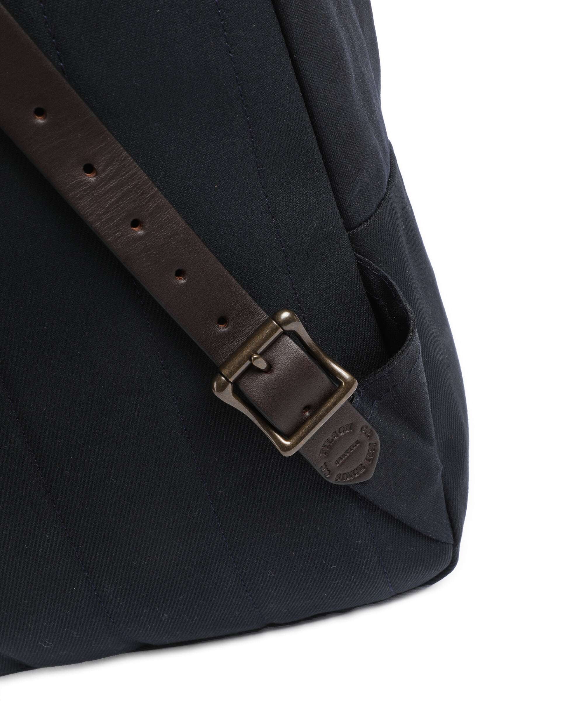 Filson Oil Finish Tin Cloth Journeyman Sac à dos navy - Image 4