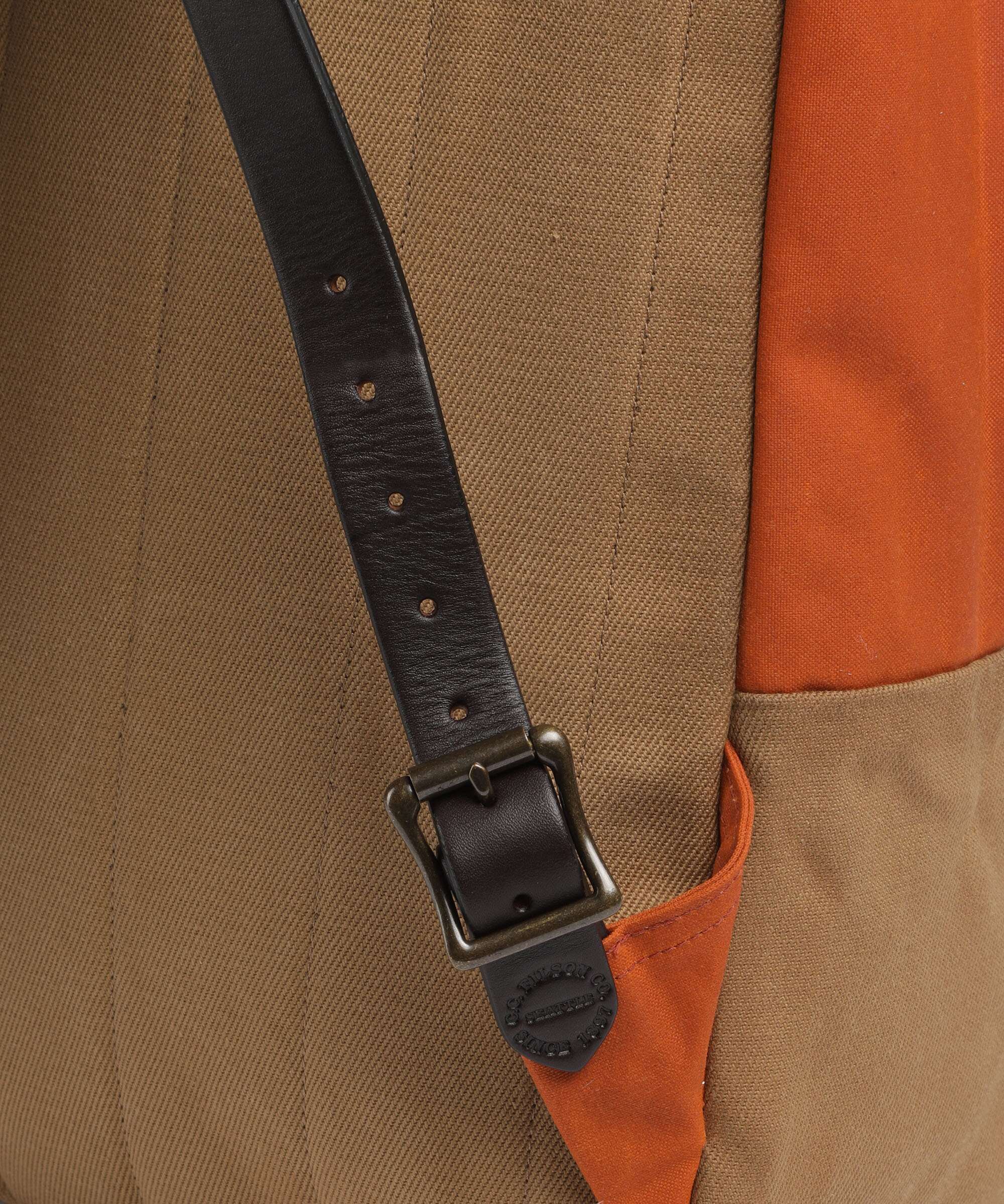 Filson Oil Finish Tin Cloth Journeyman Sac à dos rust - Image 4